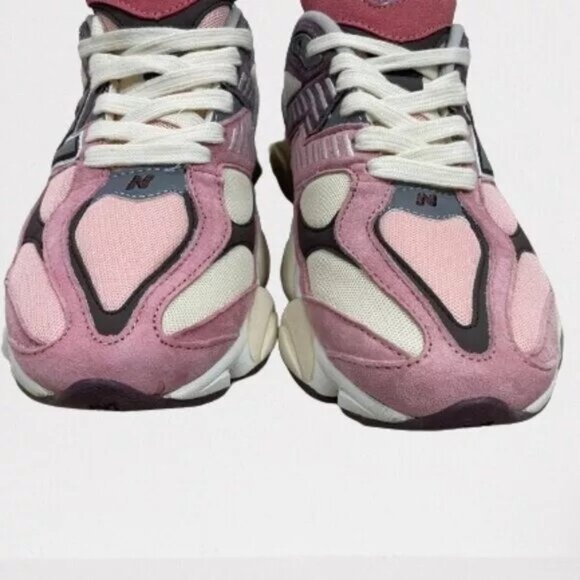 New Balance NWOT Men's 9060 Sea Salt Cherry Blossom U9060TRU Sneakers Size 8.5 - Picture 4 of 10